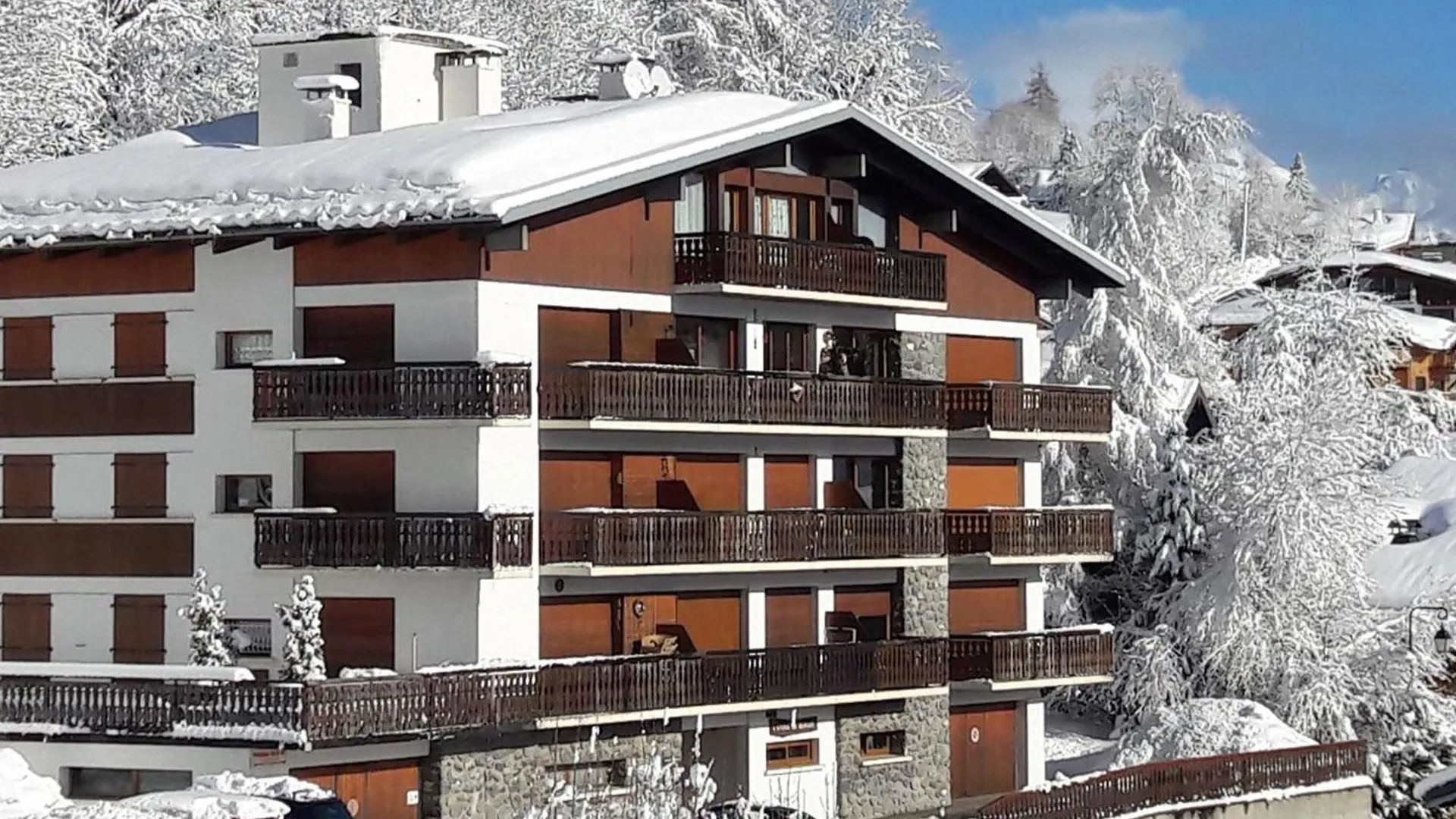 Appartement 4 Pieces Pour 8 Pers. Avec Garage, Proche Commerces Et Remontees Mecaniques - Fr-1-802-57 لي جيه 0*,