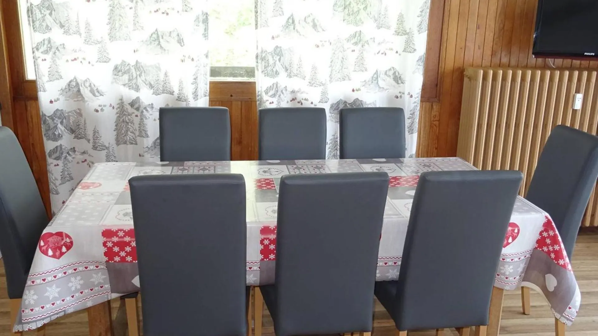 Appartement 4 Pieces Pour 8 Pers. Avec Garage, Proche Commerces Et Remontees Mecaniques - Fr-1-802-57 لي جيه 0*,  فرنسا