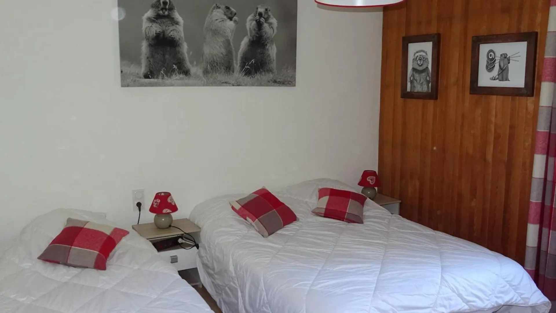 شقة Appartement 4 Pieces Pour 8 Pers. Avec Garage, Proche Commerces Et Remontees Mecaniques - Fr-1-802-57 لي جيه فرنسا